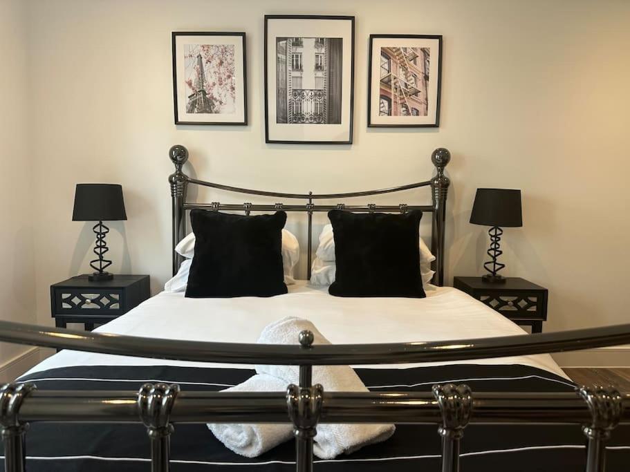 Museum View Apartments City Centre 1 Bedroom Cardiff Bagian luar foto